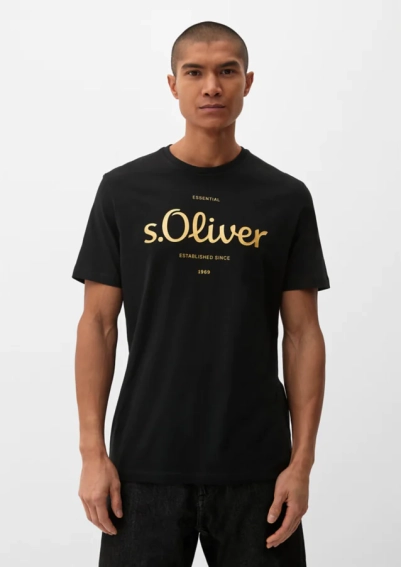 Футболка 2128330.99D2 s.Oliver M Черный 2128330.99D2 фото 1 — интернет-магазин Tapok