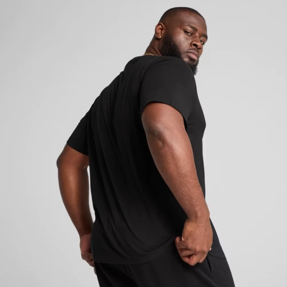 Футболка ESS Small Logo Tee 68253801 Puma L Чорний 68253801 фото 3 — інтернет-магазин Tapok