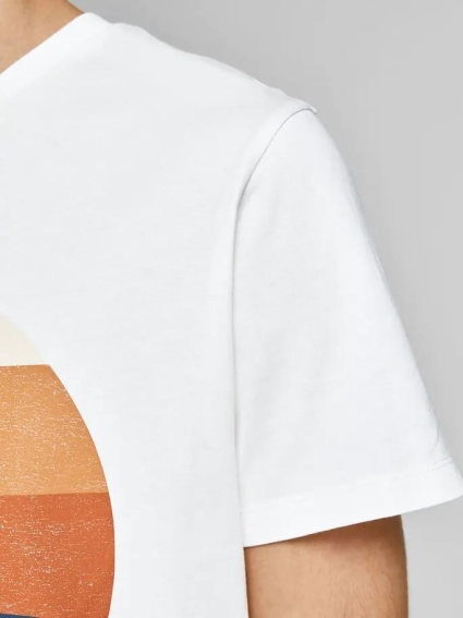 Футболка JJPALM TEE SS 12200243-Cloud Dancer-Fit:Standard Fit Jack&Jones L Білий 12200243-Cloud Dancer-Fit фото 3 — інтернет-магазин Tapok