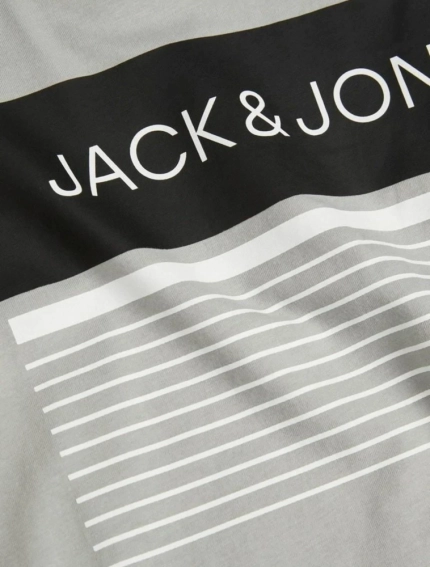 Футболка JJTRAVIS TEE SS CREW NECK 12221009-Wrought Iron Jack&amp;Jones L Серый 12221009-Wrought Iron фото 2 — интернет-магазин Tapok