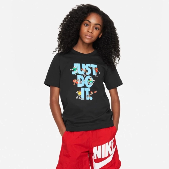 Футболка K NSW TEE JDI MULTI SPORT FN9667-010 Nike S Чорний FN9667-010 фото 1 — інтернет-магазин Tapok