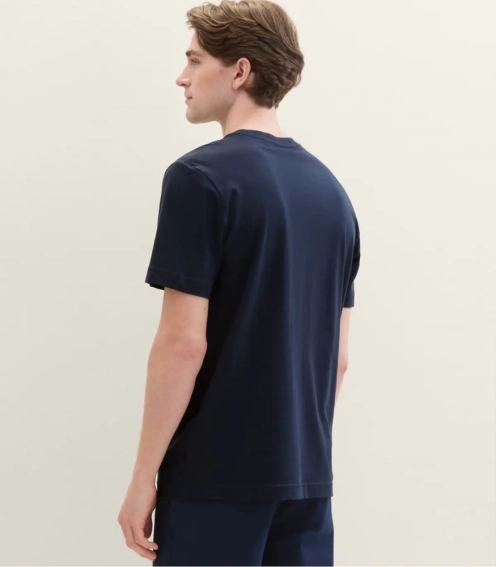 Футболка LOGO TEE MEN'S T-SHIRT 1037735ХХ10302 Tom Tailor L Темно-синій 1037735ХХ10302 фото 3 — інтернет-магазин Tapok