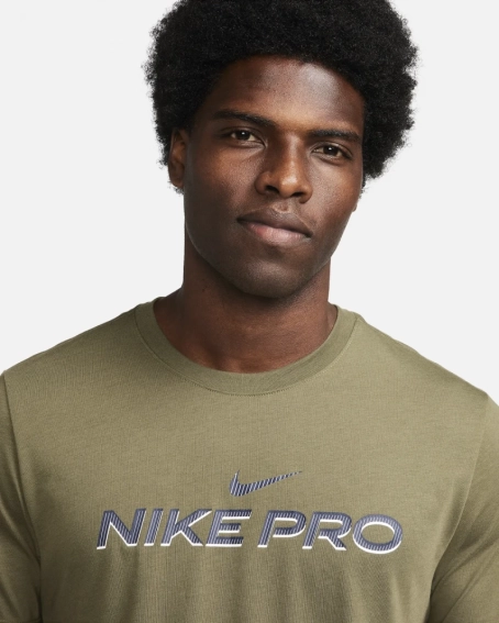 Футболка M NK DF TEE DB NIKE PRO FJ2393-222 Nike L Хаки FJ2393-222 фото 3 — интернет-магазин Tapok