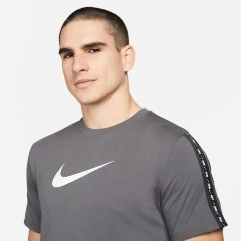 Футболка M NSW REPEAT SS TEE DM4685-068 Nike L Темно-серый DM4685-068 фото 3 — интернет-магазин Tapok
