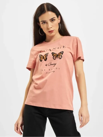 Футболка ONLKITA LIFE REG S/S BUTTERFLY BOX JRS 15235745-Desert Sand-Print: CHANGE ONLY S Персиковий 15235745-Desert Sand-Prin фото 1 — інтернет-магазин Tapok