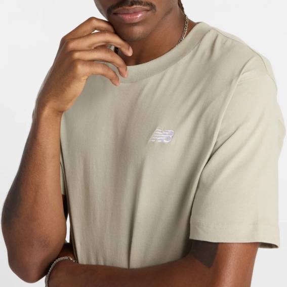 Футболка Sport Essentials Cotton MT41509OVN New Balance L Бежевий MT41509OVN фото 4 — інтернет-магазин Tapok
