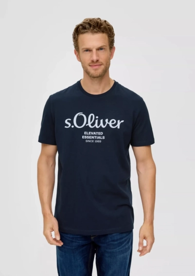 Футболка T-shirt à logo imprimé 2139909.59D1 s.Oliver L Темно-синій 2139909.59D1 фото 1 — інтернет-магазин Tapok