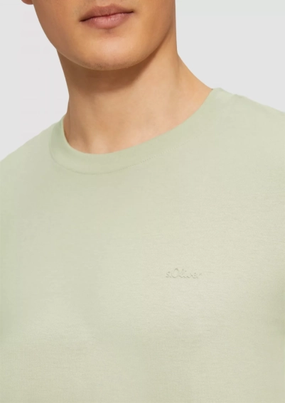 Футболка T-Shirt mit Crew Neck 2165525.8065 s.Oliver L Фісташковий 2165525.8065 фото 3 — інтернет-магазин Tapok