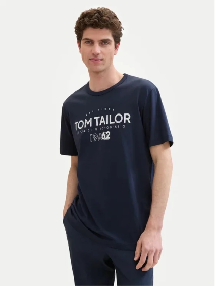 Футболка T-Shirt mit Logo Print 1041871ХХ10302 Tom Tailor L Темно-синий 1041871ХХ10302 фото 1 — интернет-магазин Tapok