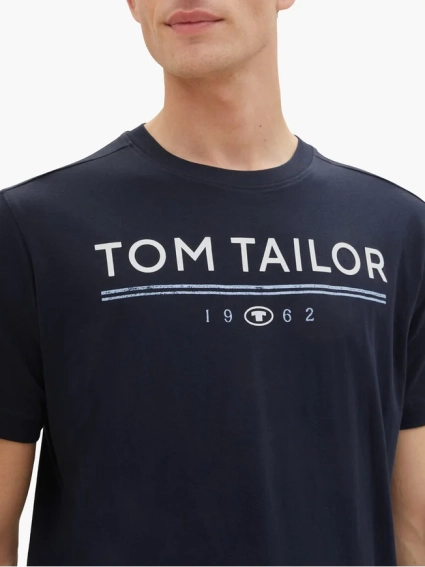 Футболка T-SHIRT WITH A LOGO PRIN 1040988-10668 Tom Tailor L Темно-синій 1040988-10668 фото 3 — інтернет-магазин Tapok
