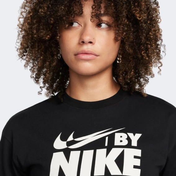 Футболка W NSW CROP TEE GLS FZ4635-010 Nike S Черный FZ4635-010 фото 3 — интернет-магазин Tapok