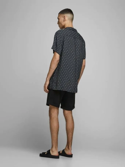 Шорти JJIBOWIE JJSHORTS SOLID SA STS 12165604 Black Jack&Jones L Чорний 12165604Black фото 3 — інтернет-магазин Tapok