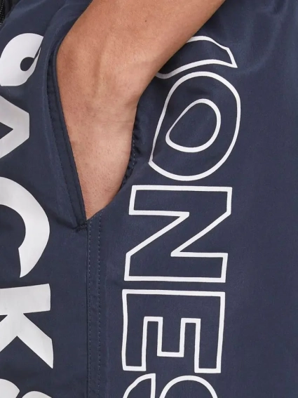 Шорты для плавания JJIBALI JJSWIMSHORTS AKM LOGO STS 12183806 Navy Blazer Jack&amp;Jones S Темно-синий 12183806NavyBlazer фото 3 — интернет-магазин Tapok