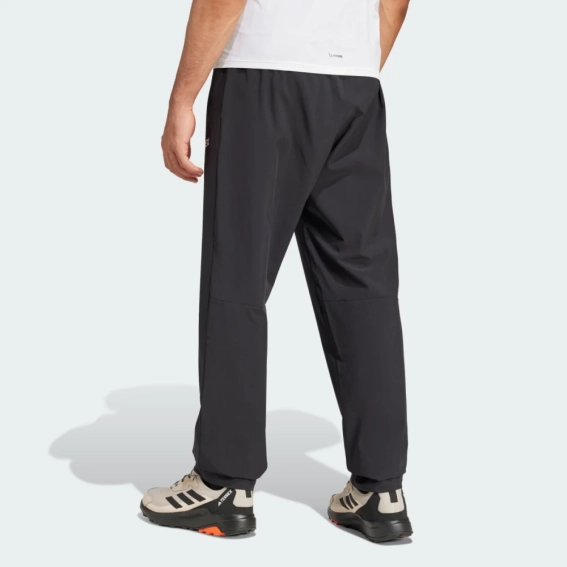 Брюки MT ESS PANTS JP0811 Adidas L Черный JP0811 фото 3 — интернет-магазин Tapok