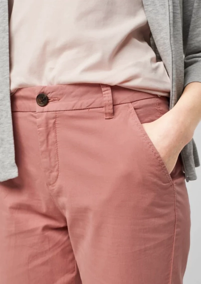 Штани SMART CHINO 14.103.73.X016-3781 s.Oliver 34/32 Розовий 14.103.73.X016-3781 фото 2 — інтернет-магазин Tapok