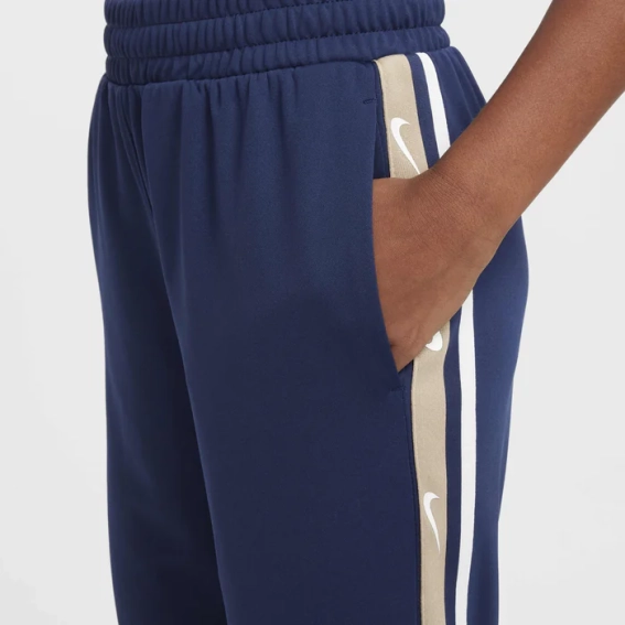 Брюки подростковые K NSW CLUB+ POLY JOGGER FZ4911-410 Nike FZ4911-410 фото 3 — интернет-магазин Tapok
