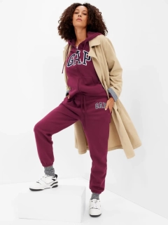 Штани спортивні LOGO JOGGER SWEATPANTS 463492-03 GAP L Бордовий 463492-03