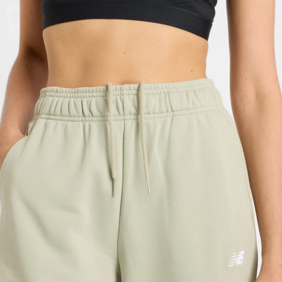 Брюки спортивные Sport Essentials FT WP41500OVN New Balance L Бежевый WP41500OVN фото 4 — интернет-магазин Tapok