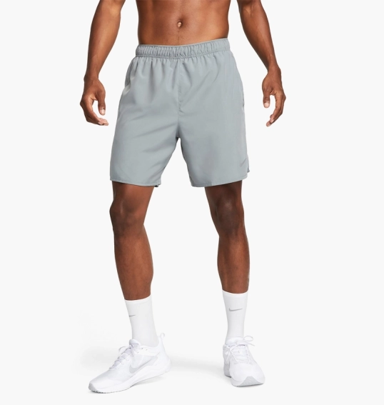 Шорты мужские Nike Dri-Fit Challenger Grey Dv9359-084 фото 1 — интернет-магазин Tapok