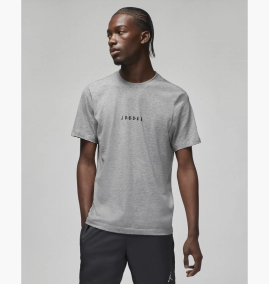 Футболка чоловіча Air Jordan Air Tee Grey Dm3182-091 фото 2 — інтернет-магазин Tapok