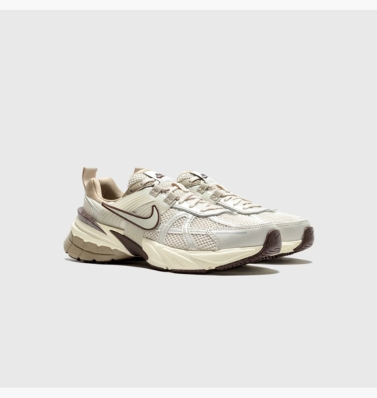 Кросівки жіночі Nike V2K Run Light Orewood Brown Beige FD0736-103 фото 3 — інтернет-магазин Tapok