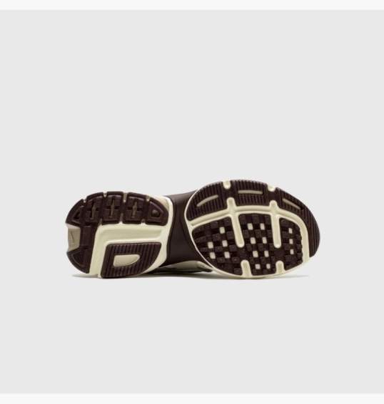 Кросівки жіночі Nike V2K Run Light Orewood Brown Beige FD0736-103 фото 7 — інтернет-магазин Tapok