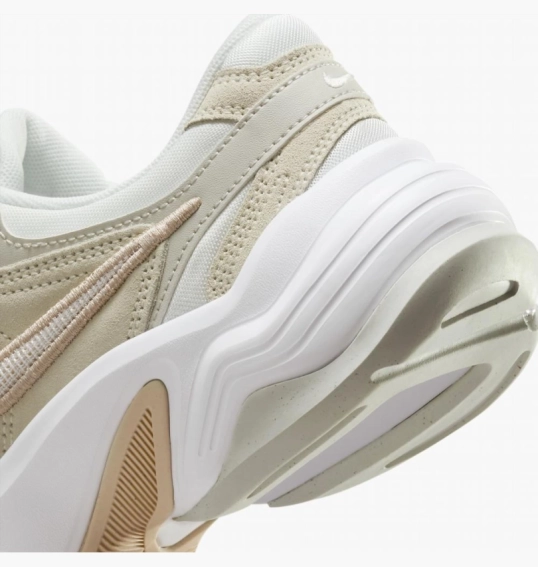 Кроссовки женские Nike Al8 Zapatillas Beige FJ3794-100 фото 11 — интернет-магазин Tapok