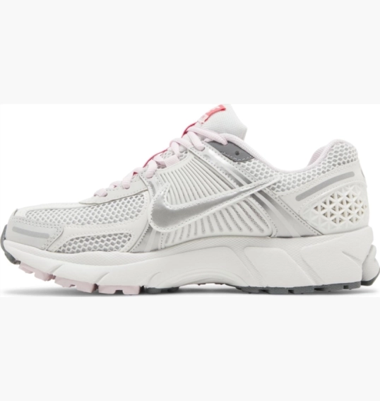 Кроссовки женские Nike Air Zoom Vomero 5 White FN3695-001 фото 4 — интернет-магазин Tapok