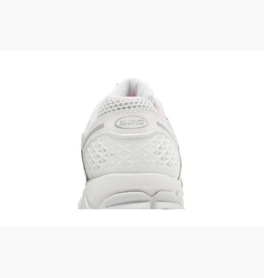 Кроссовки женские Nike Air Zoom Vomero 5 White FN3695-001 фото 8 — интернет-магазин Tapok