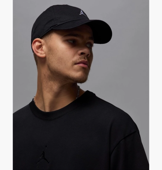 Футболка мужская Air Jordan Flight Essentials Oversized T-Shirt Black IB7345-010 фото 4 — интернет-магазин Tapok