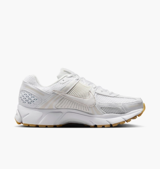Кросівки жіночі Nike Zoom Vomero 5 White FJ2028-104 фото 5 — інтернет-магазин Tapok