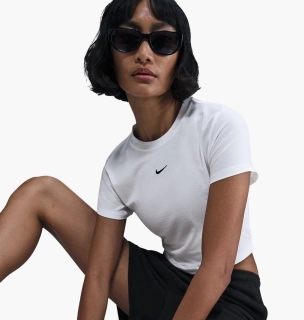 Футболка жіноча Nike Nsw Nk Chll Knt Crp White HF9538-101