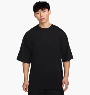 Футболка чоловіча Nike Sportswear Premium Essentials White HF9606-010