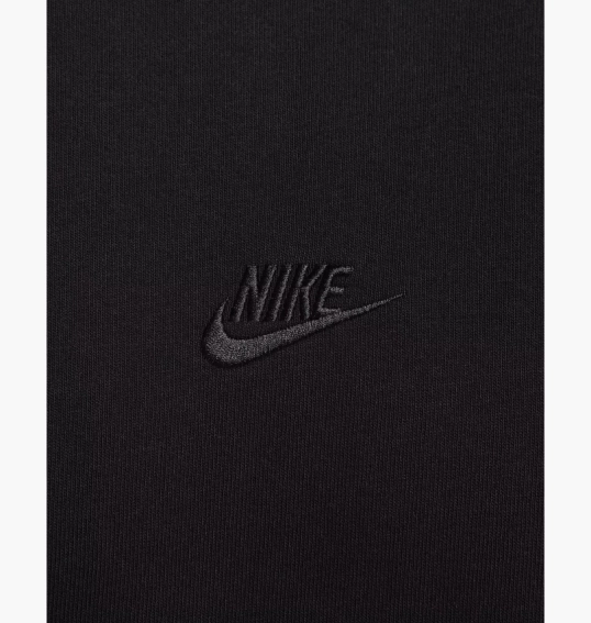 Футболка чоловіча Nike Sportswear Premium Essentials White HF9606-010 фото 4 — інтернет-магазин Tapok