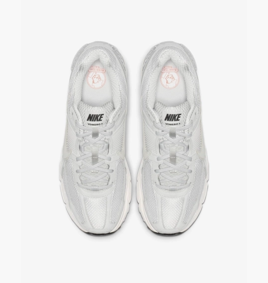 Кросівки чоловічі Nike Zoom Vomero 5 Grey HF1553-003 фото 5 — інтернет-магазин Tapok