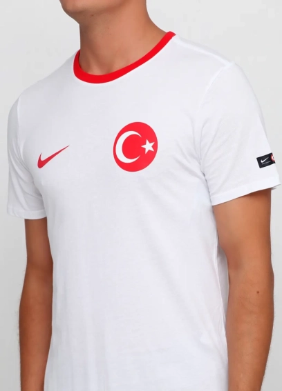 Футболка Nike TUR M NK TEE CREST 888361-100 фото 3 — интернет-магазин Tapok