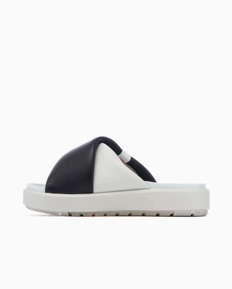 Шльопанці Jordan WMNS SOPHIA SLIDE DO8863-100 фото 2 — інтернет-магазин Tapok