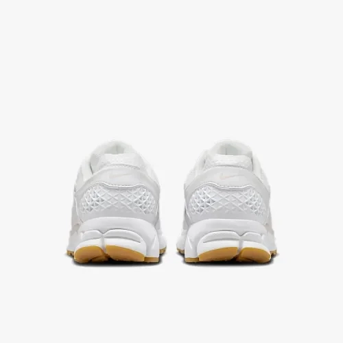 Кроссовки Nike W ZOOM VOMERO 5 FJ2028-104 фото 6 — интернет-магазин Tapok