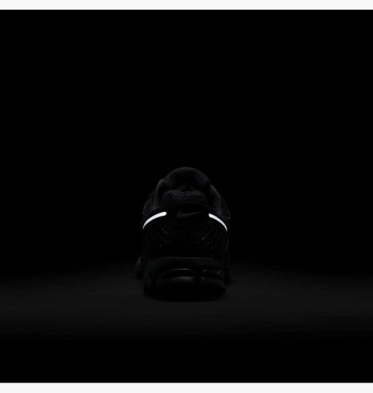 Кроссовки мужские Nike Zoom Vomero 5 Black HF1553-001 фото 2 — интернет-магазин Tapok