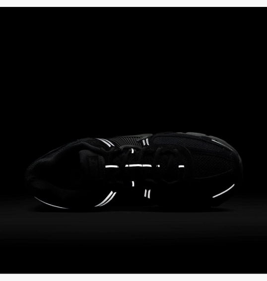 Кроссовки мужские Nike Zoom Vomero 5 Black HF1553-001 фото 12 — интернет-магазин Tapok