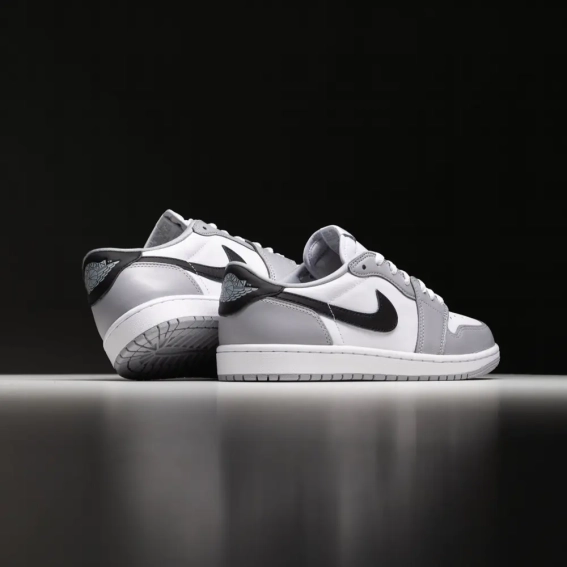 Кроссовки AIR JORDAN 1 RETRO LOW OG CZ0790-110 фото 8 — интернет-магазин Tapok