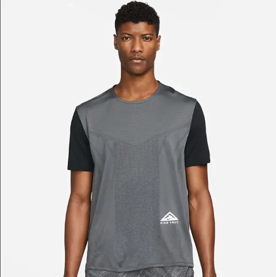 Футболка Nike Nike Dri-Fit Trail Rise 365 Short-Sleeve DM4646-010 (Оригінал) DM4646-010 фото 2 — інтернет-магазин Tapok