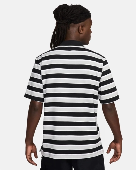 Футболка поло Nike Club Striped Polo Shirt FN3896-010 фото 2 — интернет-магазин Tapok