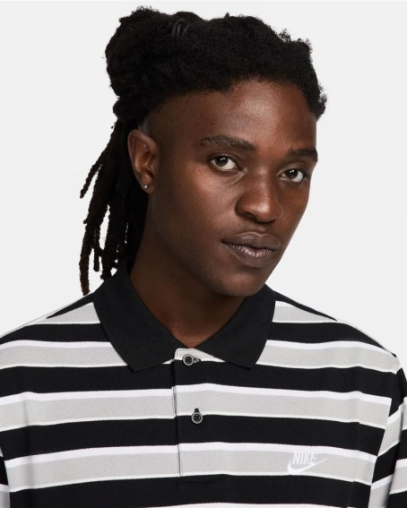 Футболка поло Nike Club Striped Polo Shirt FN3896-010 фото 3 — интернет-магазин Tapok