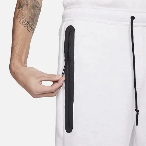 Шорты NIKE M NK TCH FLC SHORT FB8171-051 фото 6 — интернет-магазин Tapok