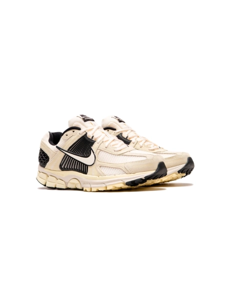 Кроссовки мужские Nike Zoom Vomero 5 Se Sp Beige HF1553-701 42 HF1553-701 фото 2 — интернет-магазин Tapok