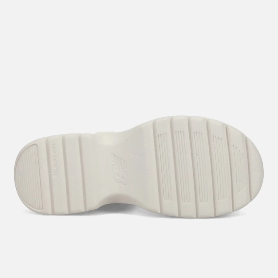 Сандалі жіночі New Balance White SWAFSHF1 36.5 SWAFSHF1 фото 4 — інтернет-магазин Tapok