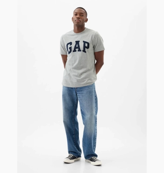 Футболка чоловіча Gap Everyday Soft Crewneck T-Shirt Grey 855769001 L 855769001 фото 3 — інтернет-магазин Tapok