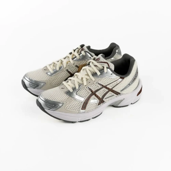 Кроссовки Asics GEL-1130 CREAM/REDDISH BROWN 1202A164-119 фото 1 — интернет-магазин Tapok