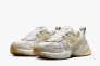 Кросівки Nike V2K Run Phantom LIght Khaki (W) HV4314-030 Фото 4